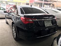 Chrysler 200
